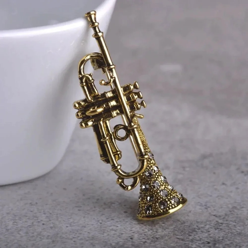 VQ Trumpet Brooch - Picture 2 of 6